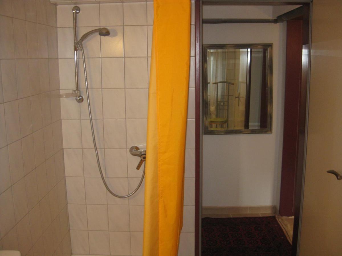 Main-Kinzig Gaestewohnung Hasselroth Ngoại thất bức ảnh